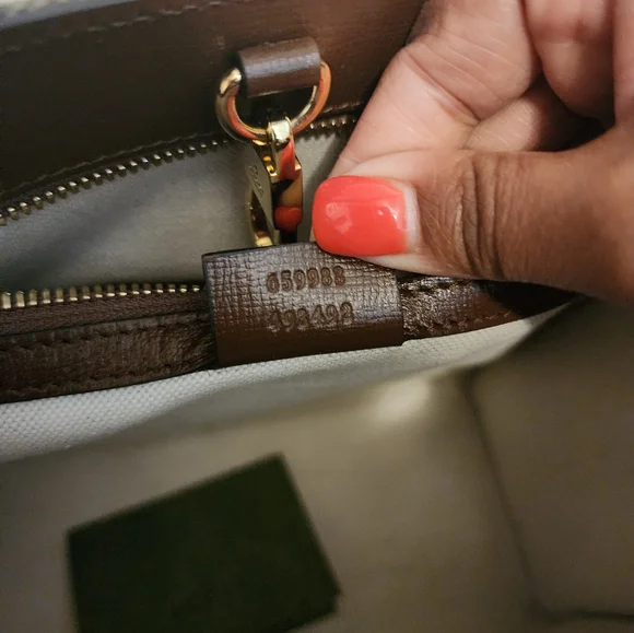 Gucci Tote Bag - Picture 7 of 10